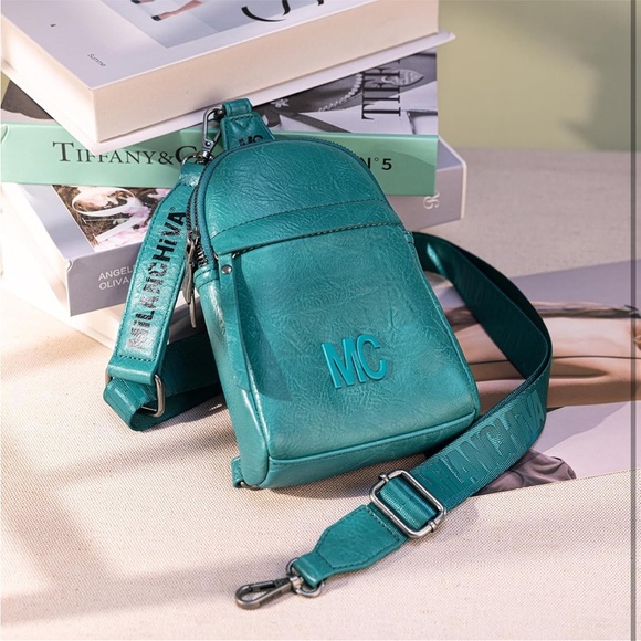 Teal sling bag - Picture 7 of 9